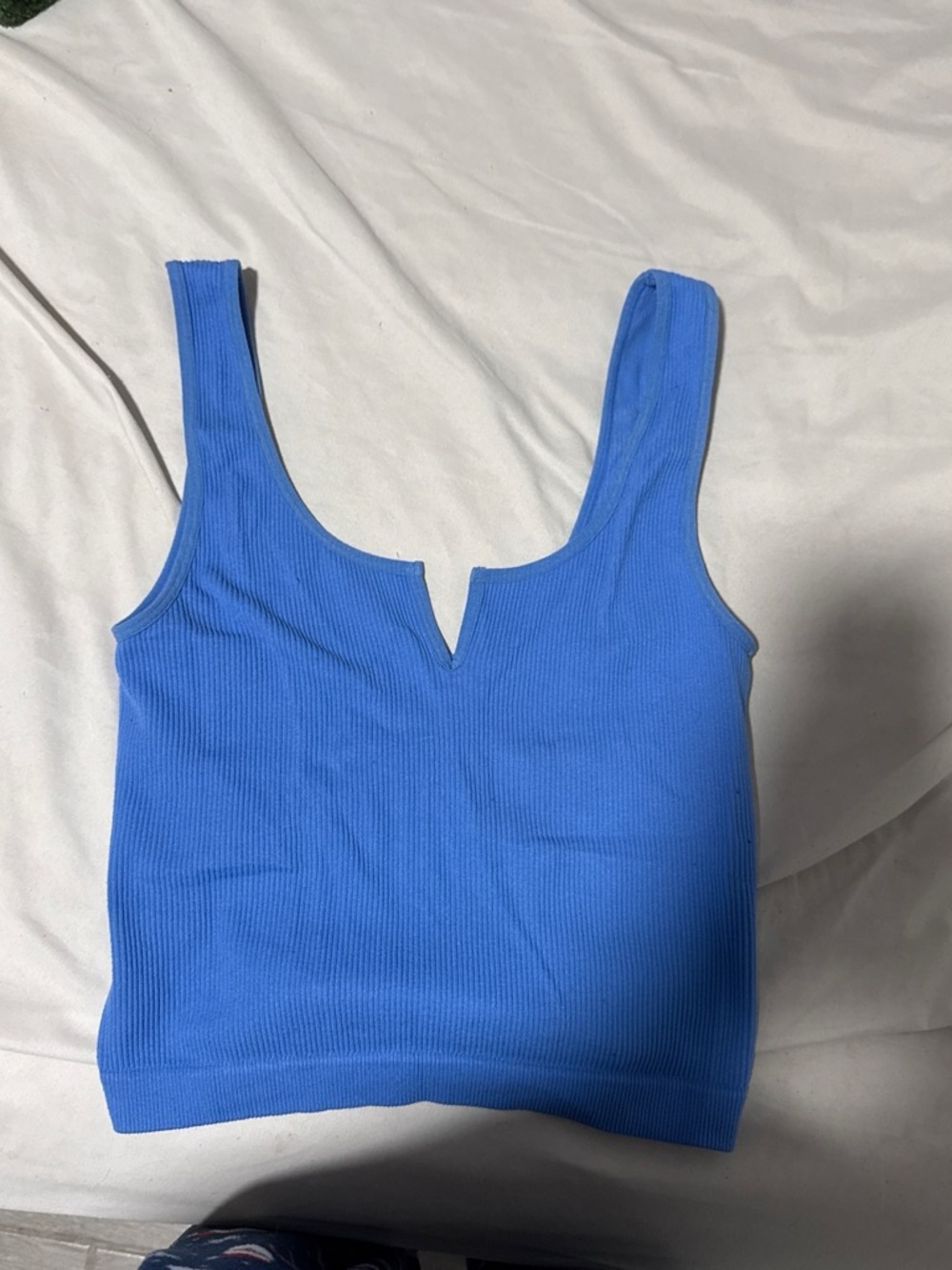 Ribbed V-Notch Crop Tank Top in Bright Blue